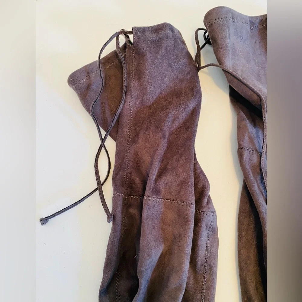 Catherine Malandrino Perse Size 9 Pearl Accent Heel Over The Knee Boots